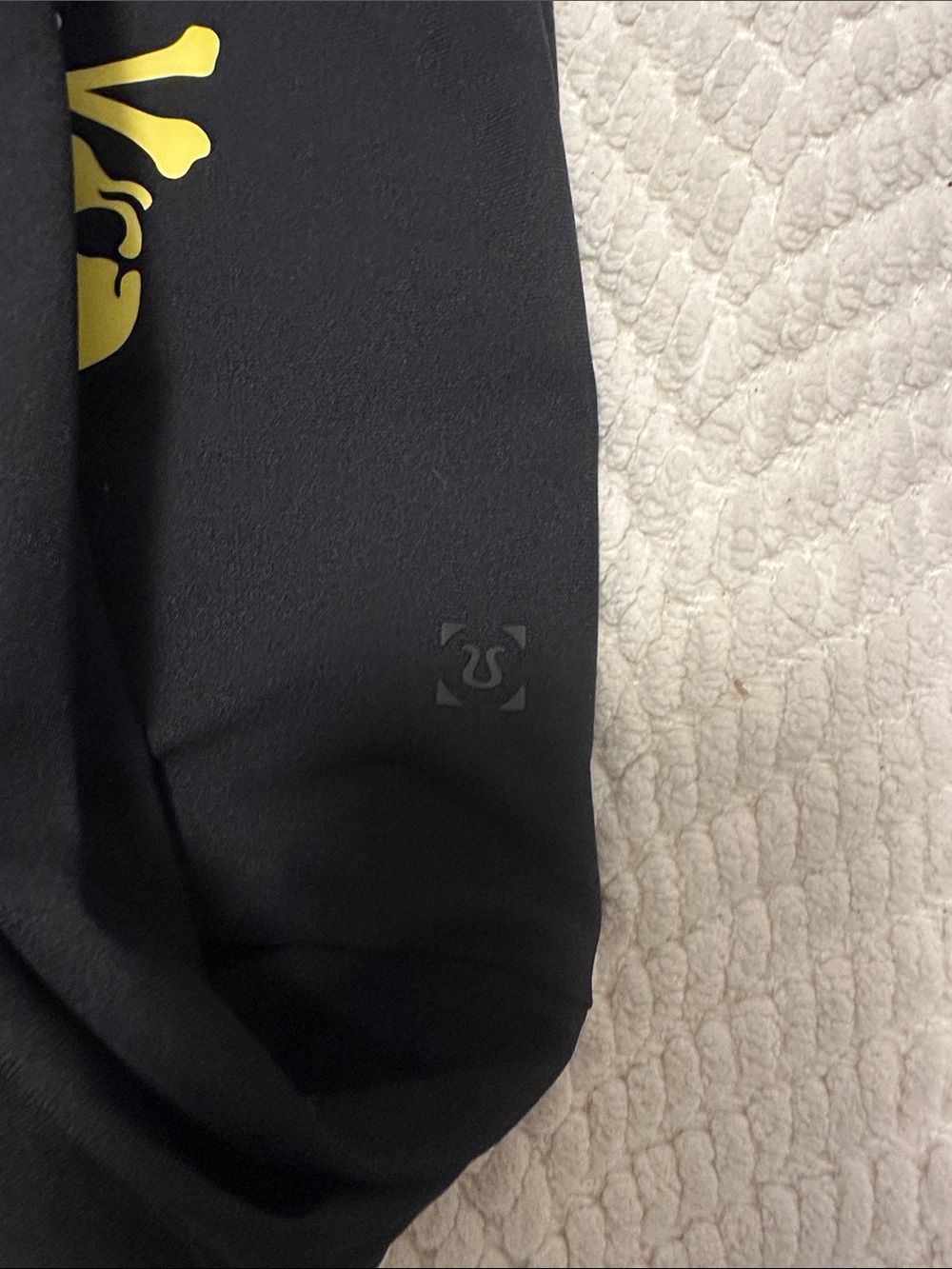 Men’s Lululemon Skull Print Jogger Pants - Picture 5 of 6